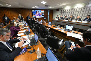 Carlos Moura/Agência Senado

Fonte: Agência Senado