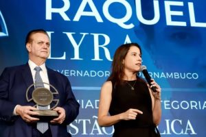 Kassab-e-Raquel-Lyra-na-entrega-do-premio-Foto-Secom-PE