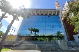 Sede do Tribunal Regional Eleitoral em Pernambuco (TRE-PE), no Derby, Centro do Recife — Foto: Reprodução/Google Street View